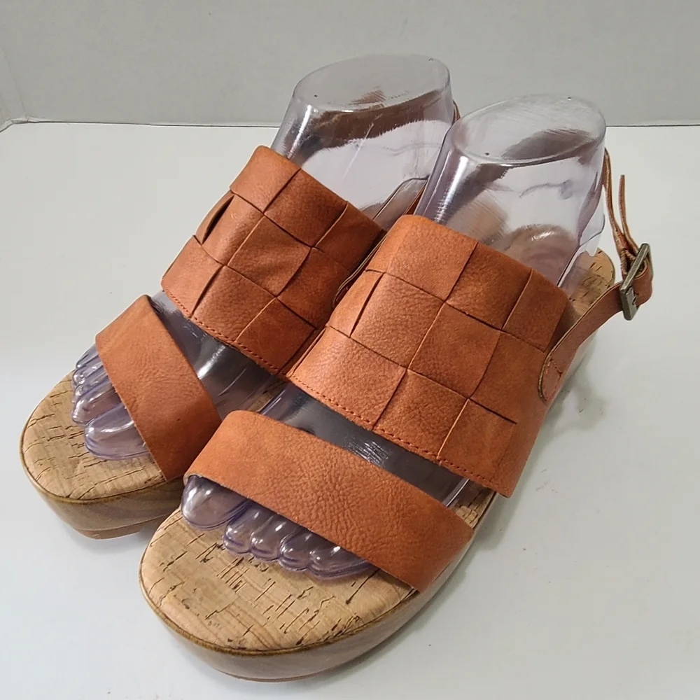 Korks by Kork-Ease Womens‎ Fraya Vegan Strappy Platform Sandal Size 8 NWOT
